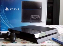 Sony PlayStation 4