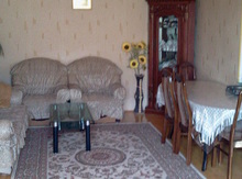 Həyət evi, Bolluq bazarı