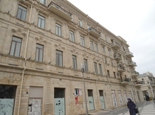Ofis, Nigar Rəfibəyli küçəsi