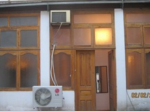 2-otaqlı mənzil kirayə verilir, Axundov bağı