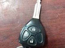 "Toyota Prado" açarı tapılıb