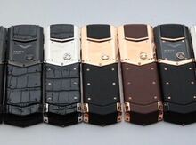 Vertu Signature