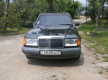 Mercedes E 200, 1992 il