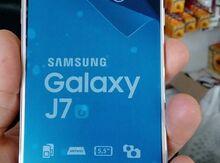 Samsung Galaxy J7 (2017)