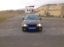 BMW 318, 1993 il