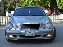 Mercedes E 240, 2000 il