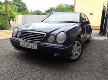 Mercedes E 200, 2000 il