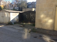 Qaraj, Elmlər Akademiyası m.