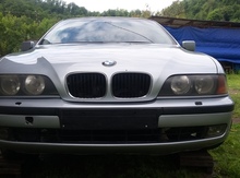 "BMW 520" ön buferi