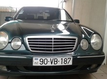 Mercedes E 220, 2000 il