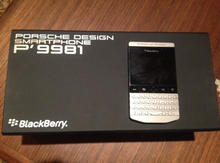BlackBerry Porsche Design P9981