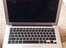 Apple Macbook
