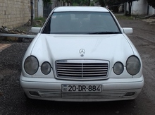 Mercedes E 230, 1996 il