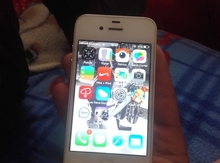 Apple iPhone 4S