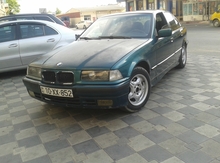 BMW 318, 1992 il