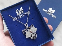 "Swarovski" boyunbağı