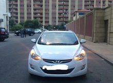 Hyundai Elantra, 2013 il