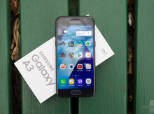 Samsung Galaxy A3 (2017)