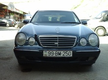 Mercedes E 220, 1999 il