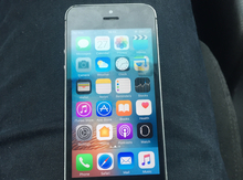 Apple iPhone 4S
