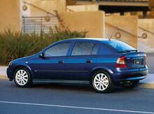 "Opel Astra G" yan pərdələr