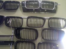 "BMW" radiator barmaqlığı