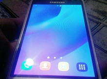 Samsung Galaxy J1 (2016)