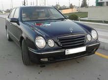 Mercedes E 240, 2001 il