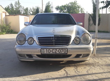 Mercedes E 240, 2001 il