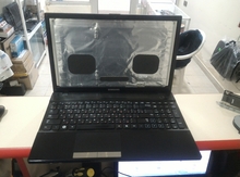 Noutbuk "Samsung NP305V"
