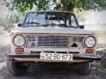 LADA (VAZ) 21011, 1983 il