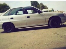 Opel Astra, 1992 il