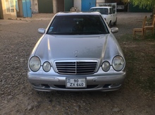 Mercedes E 240, 2001 il