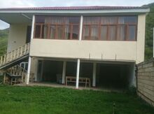 Bağ evi, Qax r.
