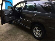 Toyota Harrier, 2000 il