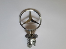 Эмблема "Mercedes"