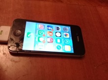 Apple iPhone 4S