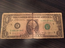1 dollar əsginası