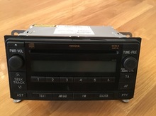 "Toyota Prado" maqnitolası