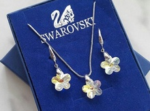 "Swarovski" dəsti