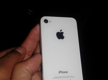 Apple iPhone 4S