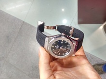 "Hublot" qol saatı
