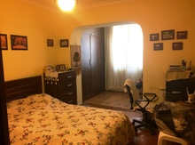 3-otaqlı mənzil, Elmlər Akademiyasi m., 75 m²