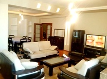 6-otaqlı yeni tikili kirayə verilir, Xətai m., 350 m²