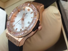 "Hublot" qol saatı