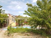 Bağ evi, Novxanı qəs.