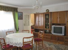 2-otaqlı mənzil kirayə verilir, Gənclik m., 50 m²