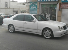 Mercedes 210 D, 2000 il