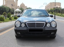Mercedes E 240, 2000 il