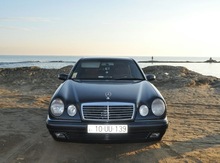Mercedes E 240, 1998 il